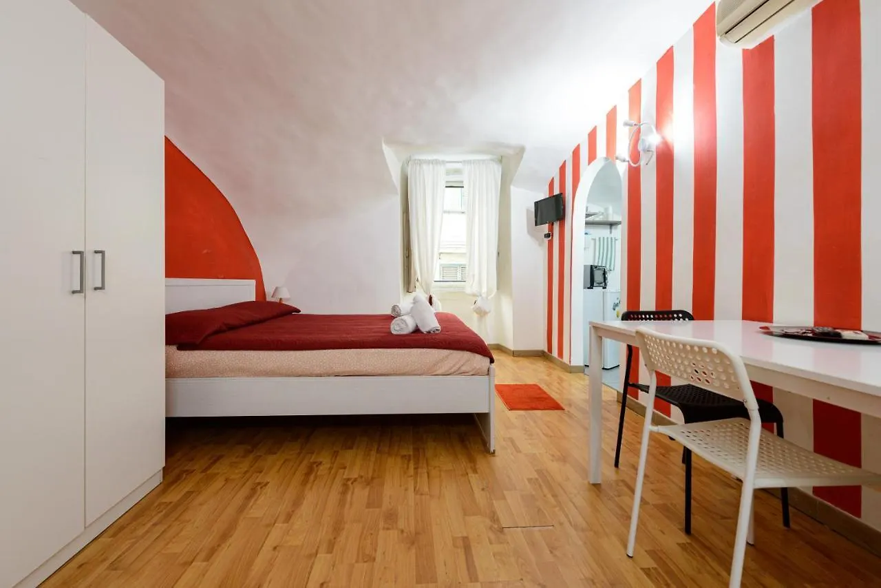 Chiaia Accommodations Naples Appartement